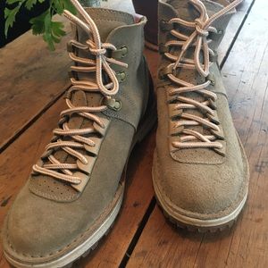 Merrel Waitsfield trail or city boots